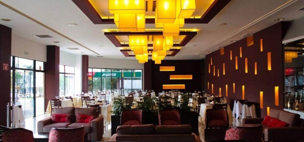 Carnaval Hotel Casino เอนการ์นาซิออน ภายนอก รูปภาพ Restaurant in Belgrade