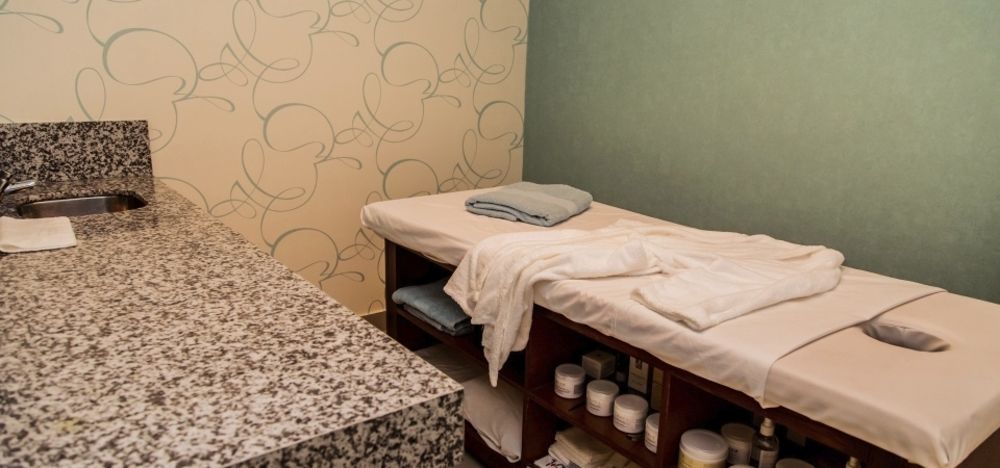 Carnaval Hotel Casino เอนการ์นาซิออน ภายนอก รูปภาพ Massage table